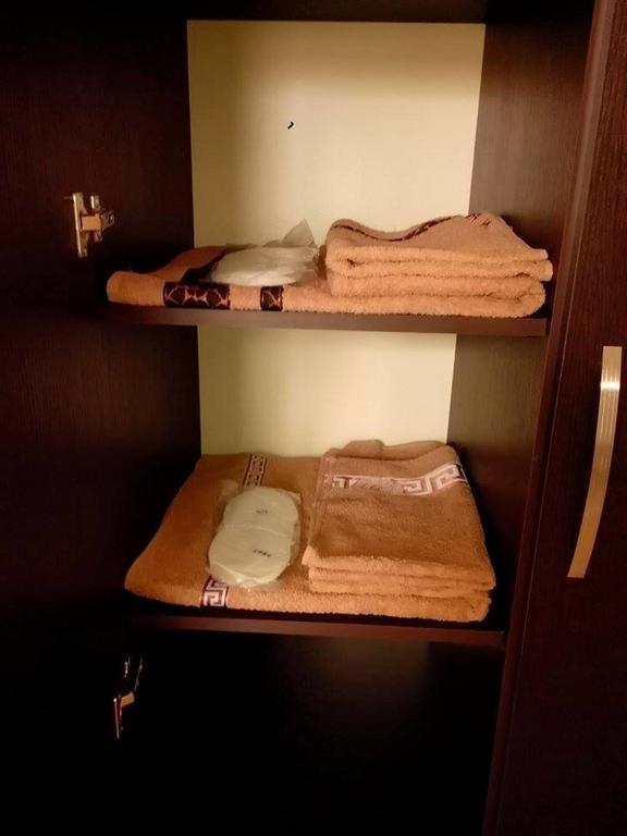 Red Stone Guest House Kazbegi Quarto foto